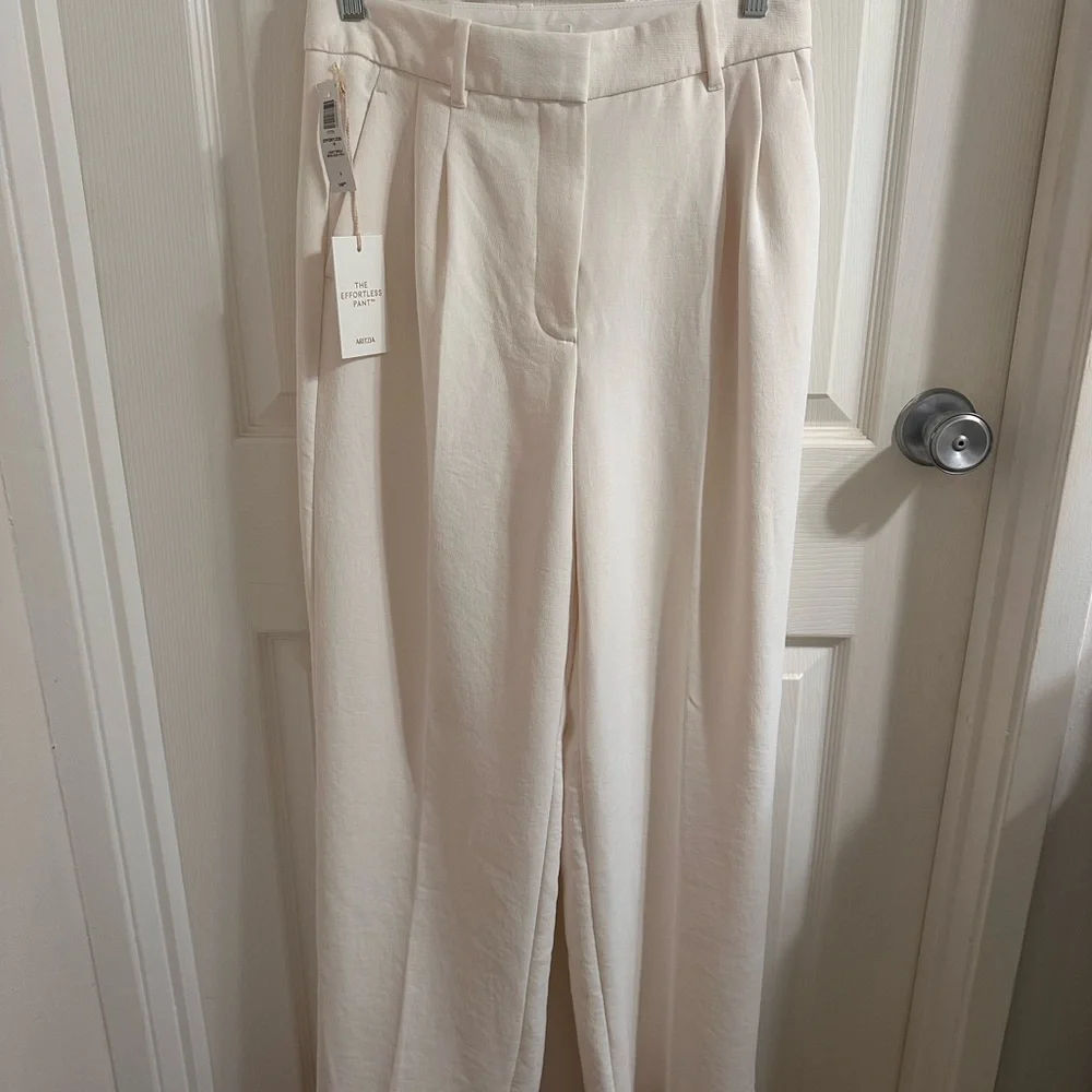 Aritzia Off-White Effortless Pant - Picture 2 of 7